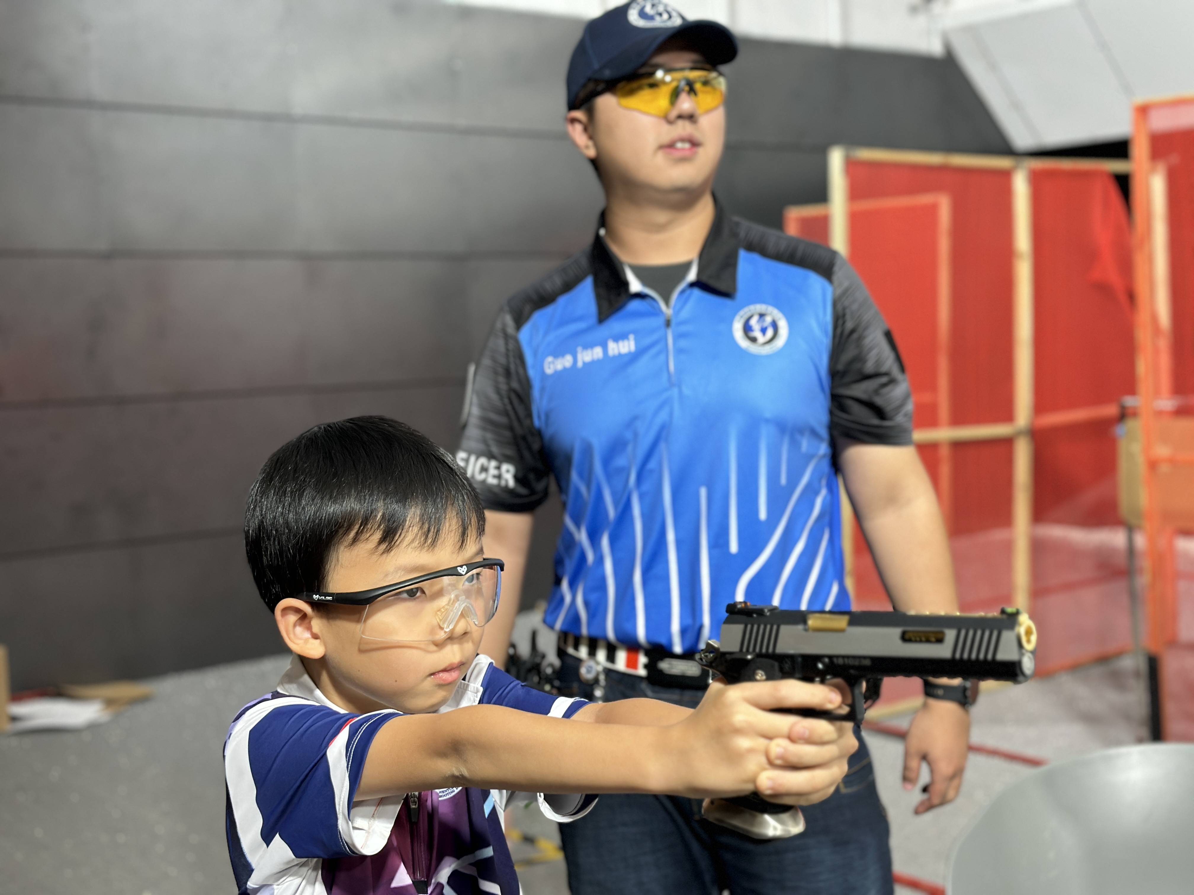 越野滑雪赛:林海雪原里的速度竞技 越野滑雪赛:林海雪原里的速度竞技