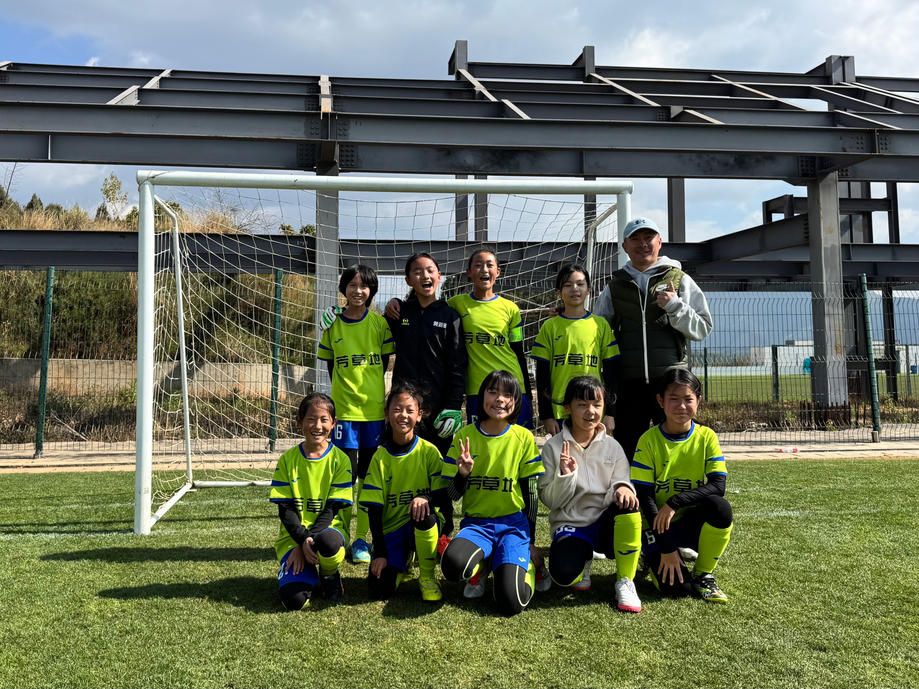 爱游戏app-&quot;女子足球联赛：青春激昂，逐梦足迹&quot;的简单介绍