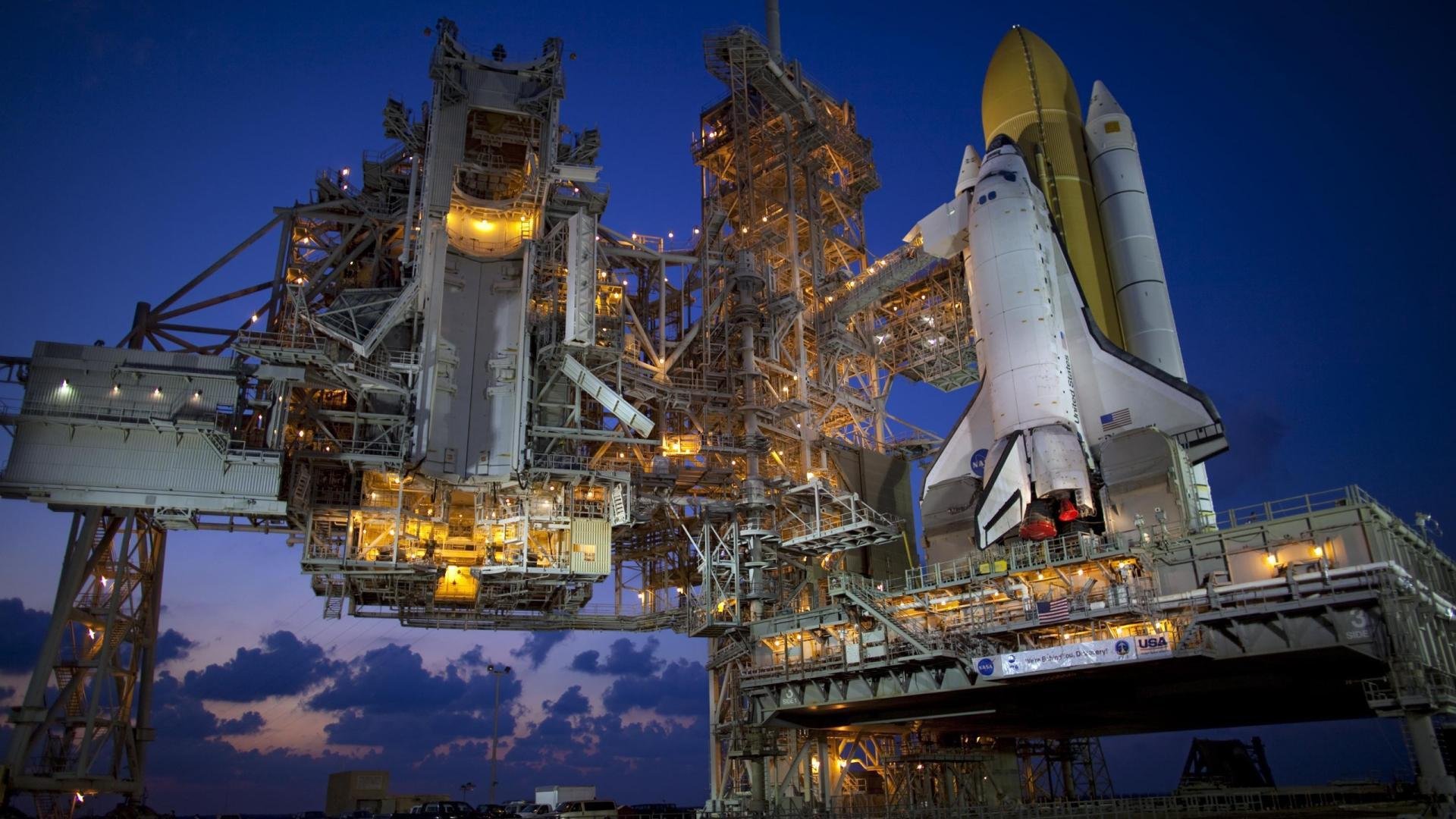 AC米兰强势登顶 意甲竞争白热化,ac米兰最近一次意甲冠军