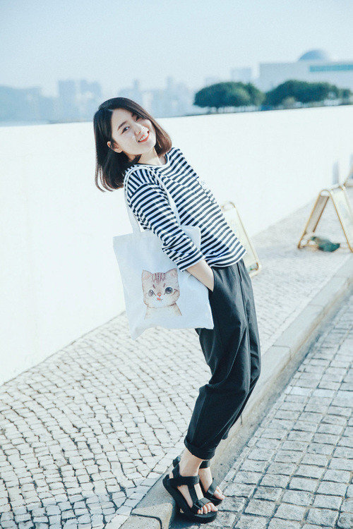 “六人制袋棍球:东部新区赛场成为新兴运动的舞台”