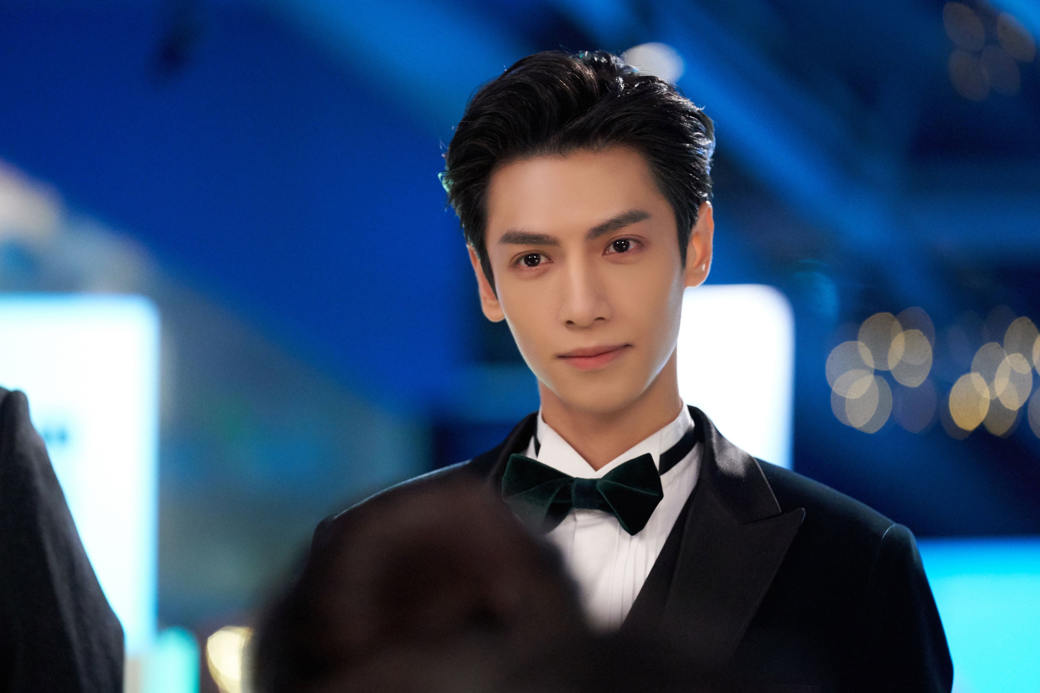 爱游戏app下载-是否应推动球队历史人物入驻名人广场，球员进入名人堂代表什么