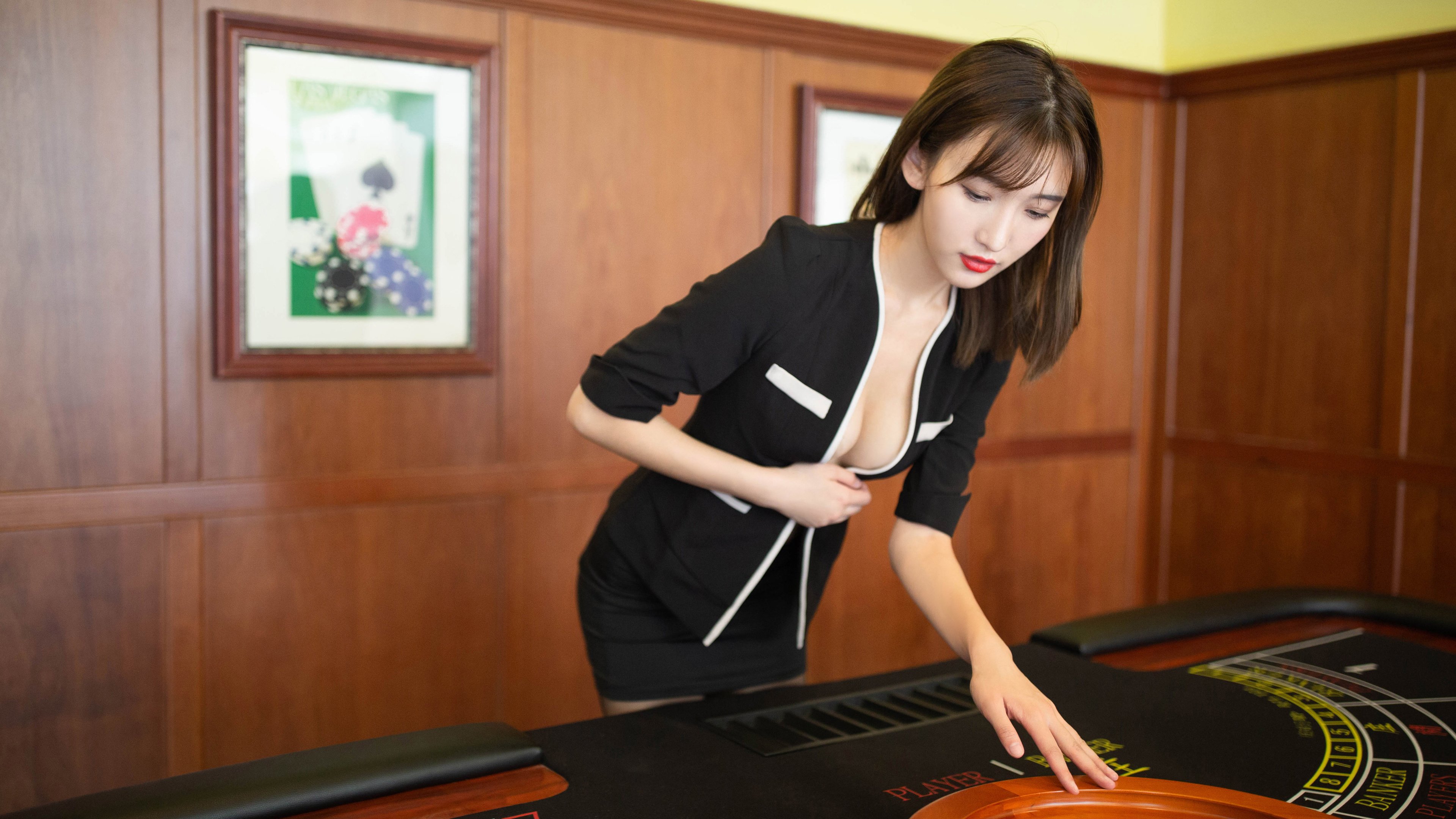 球队化学反应:团队协作中的细节决定成败,球迷与化学反应