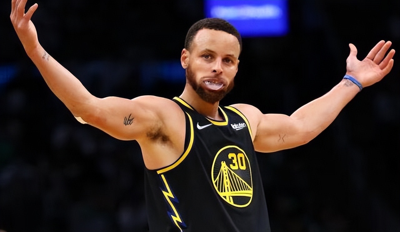 关于爱游戏体育：勇士队新赛季：库里能否再次获得FMVP，证明自己的价值？的信息