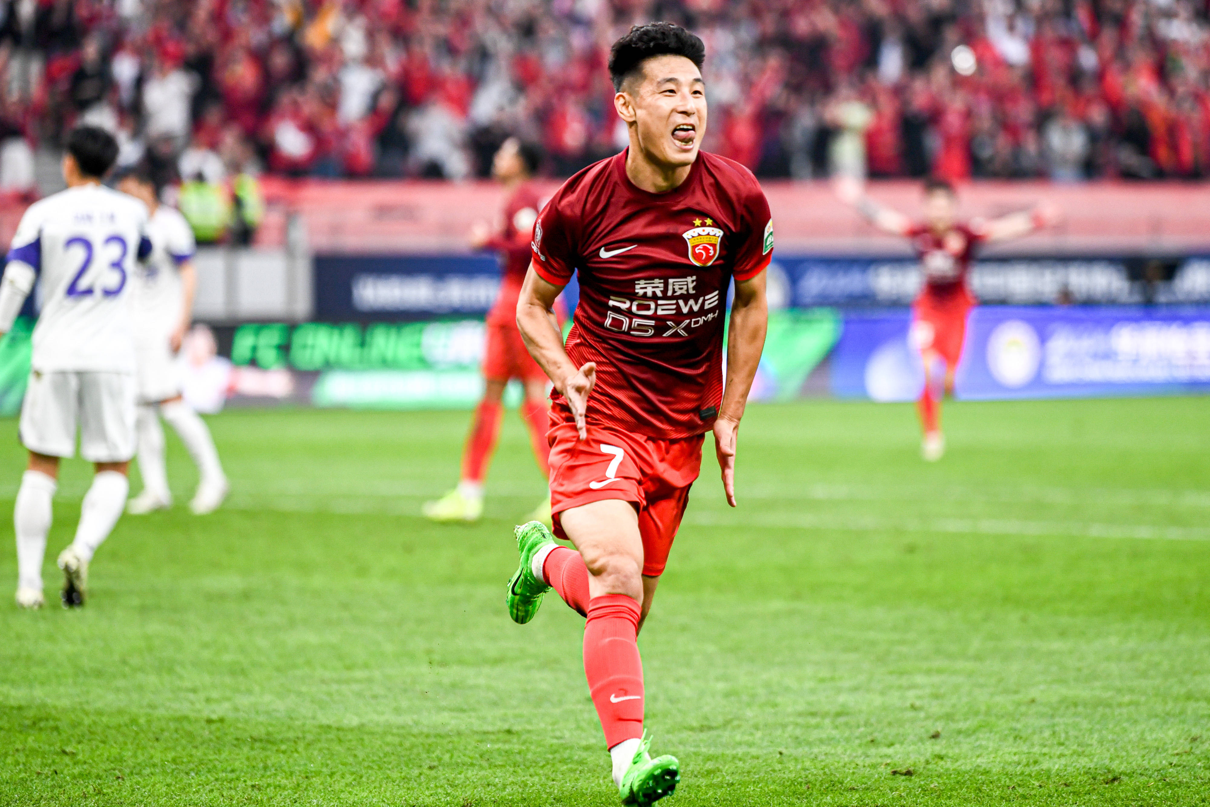 关于爱游戏体育:武磊“再战西甲”,球迷:期待他能在西甲赛场证明自己!的信息 关于爱游戏体育:武磊“再战西甲”,球迷:期待他能在西甲赛场证明自己!的信息