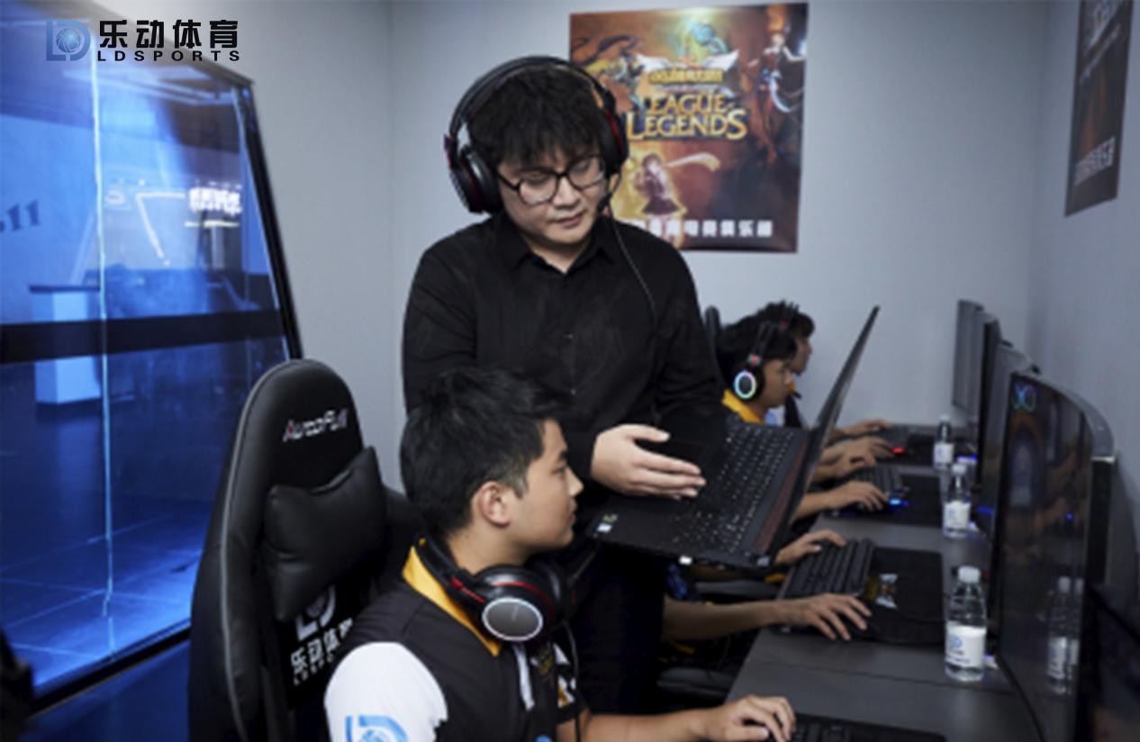 关于爱游戏体育:电竞赛事中的战术变革:如何适应快速变化的环境的信息 关于爱游戏体育:电竞赛事中的战术变革:如何适应快速变化的环境的信息