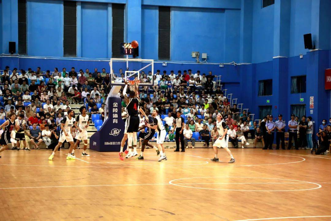 包含爱游戏体育：中国篮球国际交流合作，学习先进经验促发展的词条